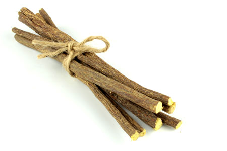 Yasthimadhu (Glycyrrhiza glabra)